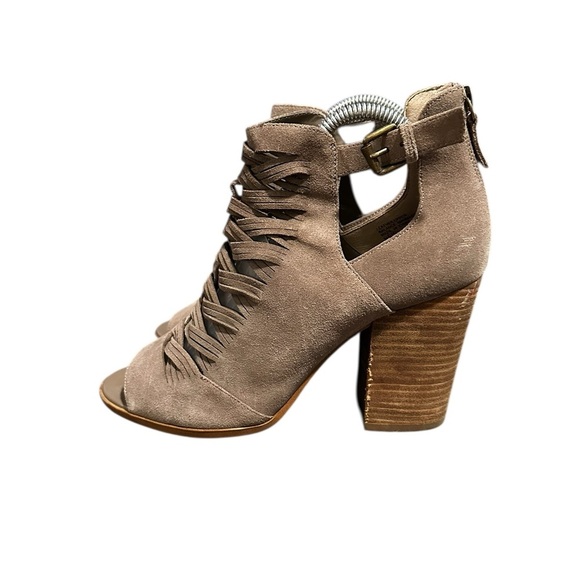 Crown Vintage Heidi Taupe Leather Block Heel Ankle Bootie Women’s Size 10 - Picture 2 of 7